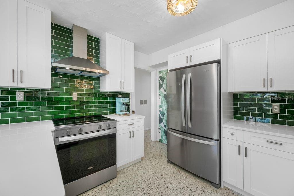1401 ISLAND DRIVE — photo 12 of 53
