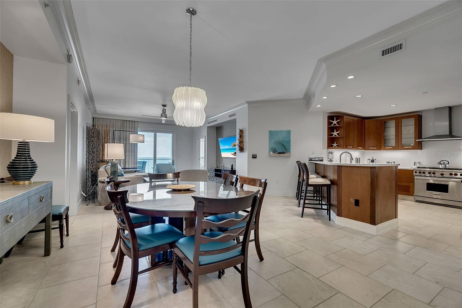 915 SEASIDE DRIVE — photo 5 of 47