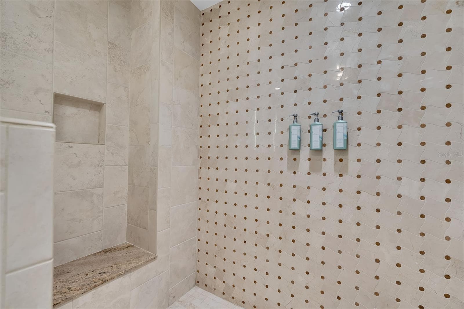 915 SEASIDE DRIVE — photo 37 of 47