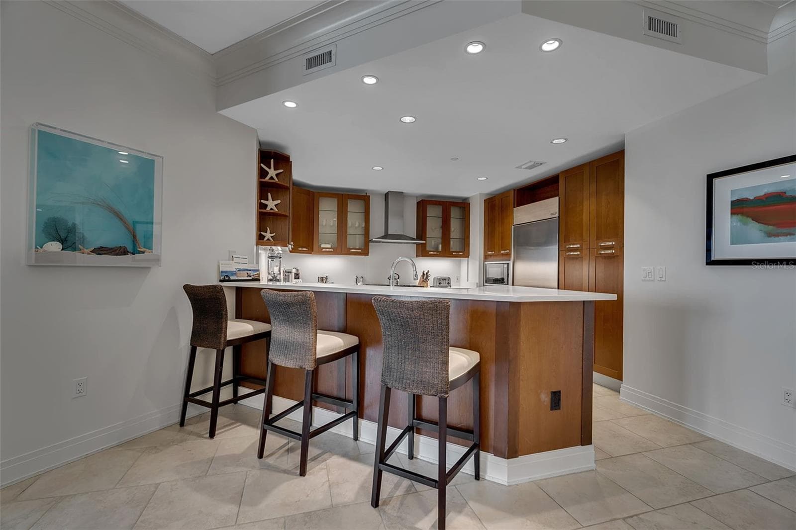 915 SEASIDE DRIVE — photo 7 of 47