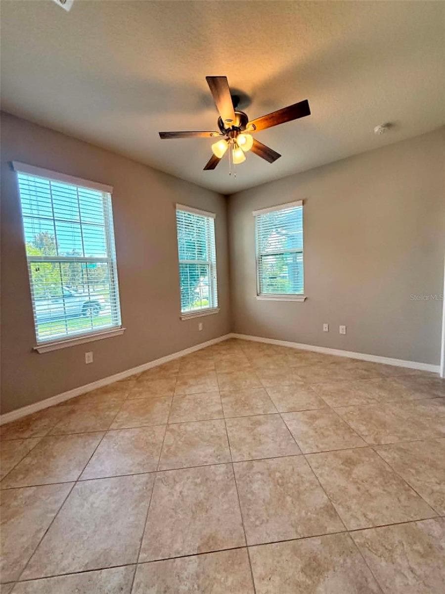 5703 VILLAGE CENTER DRIVE — photo 16 of 34