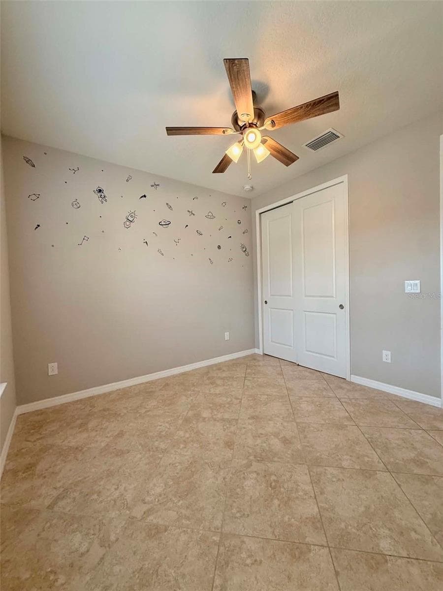 5703 VILLAGE CENTER DRIVE — photo 24 of 34