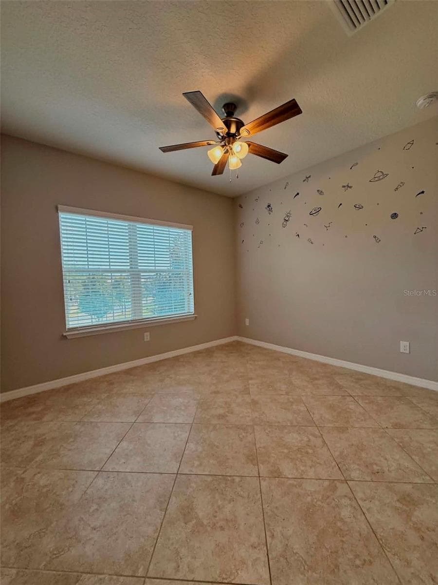5703 VILLAGE CENTER DRIVE — photo 25 of 34