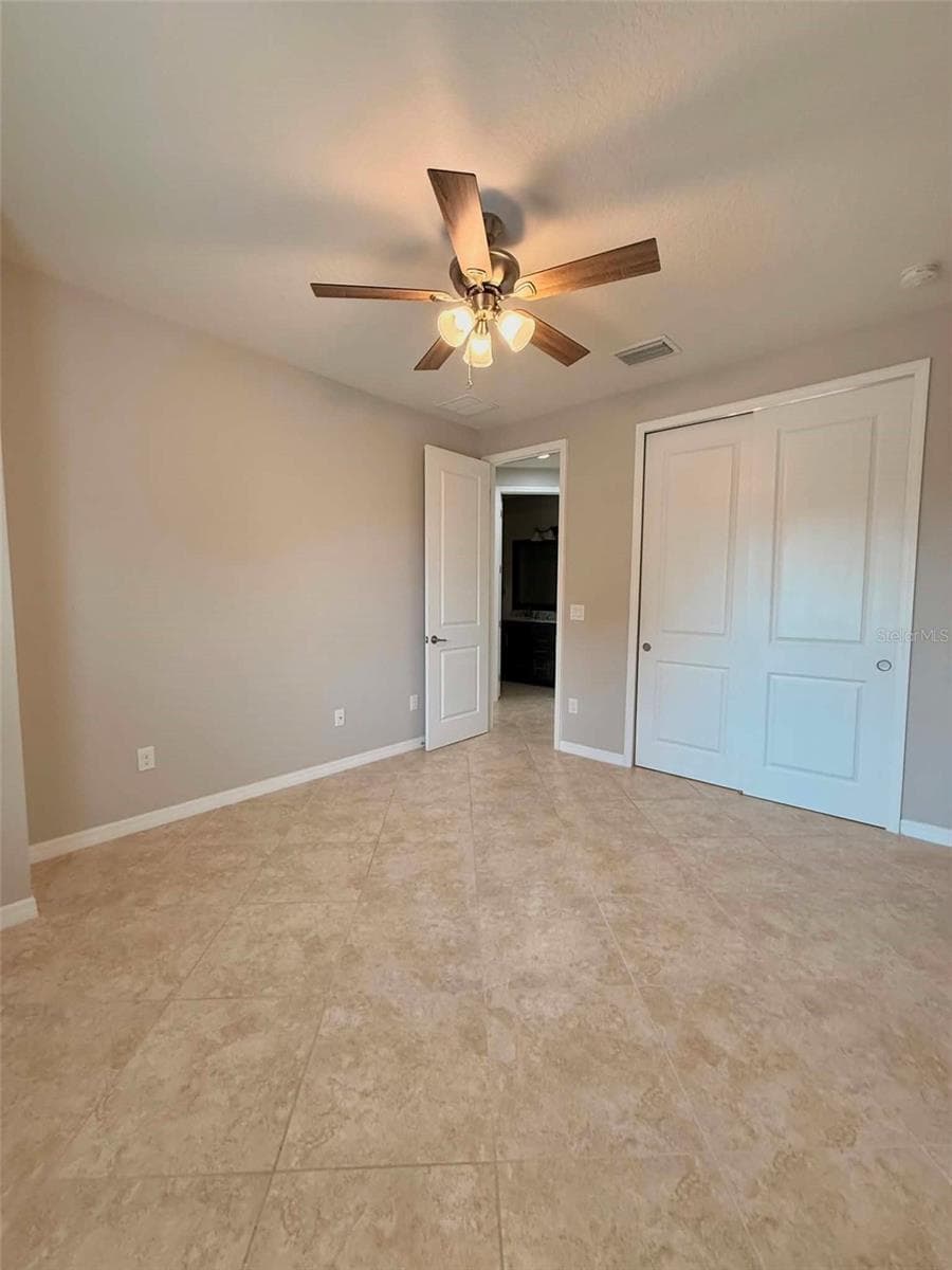 5703 VILLAGE CENTER DRIVE — photo 26 of 34