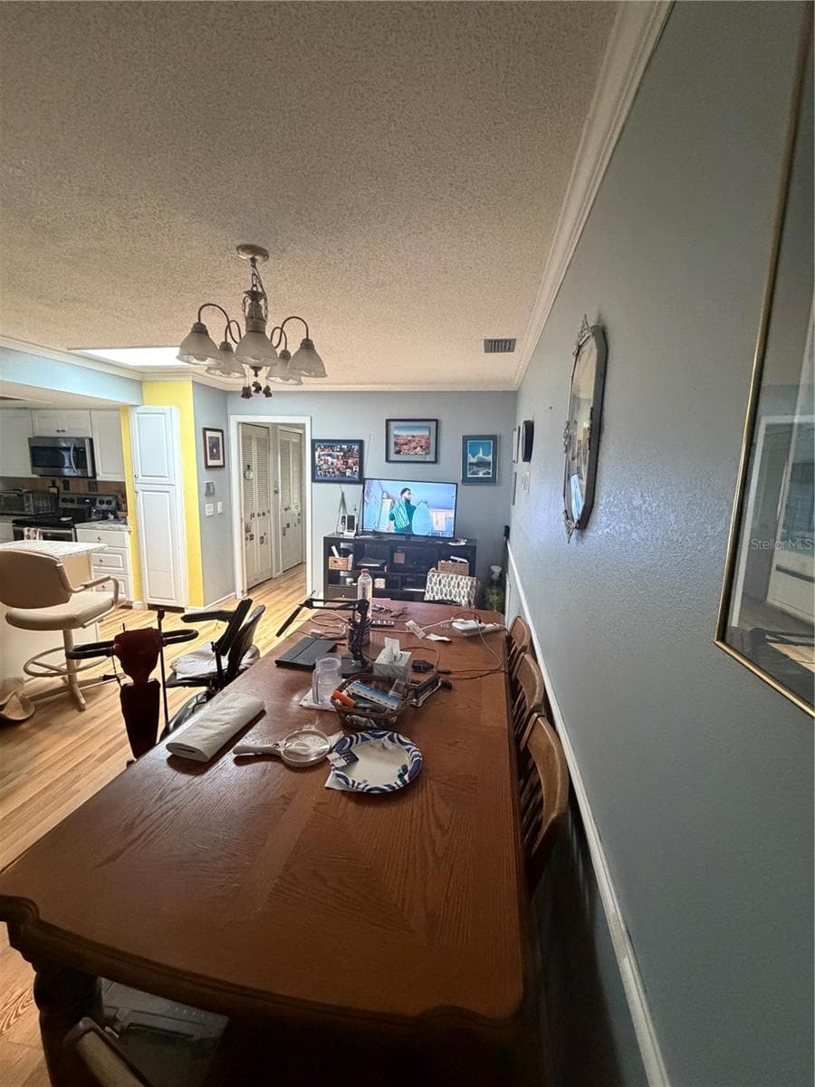 14309 LAKE PRICE DRIVE — photo 8 of 32