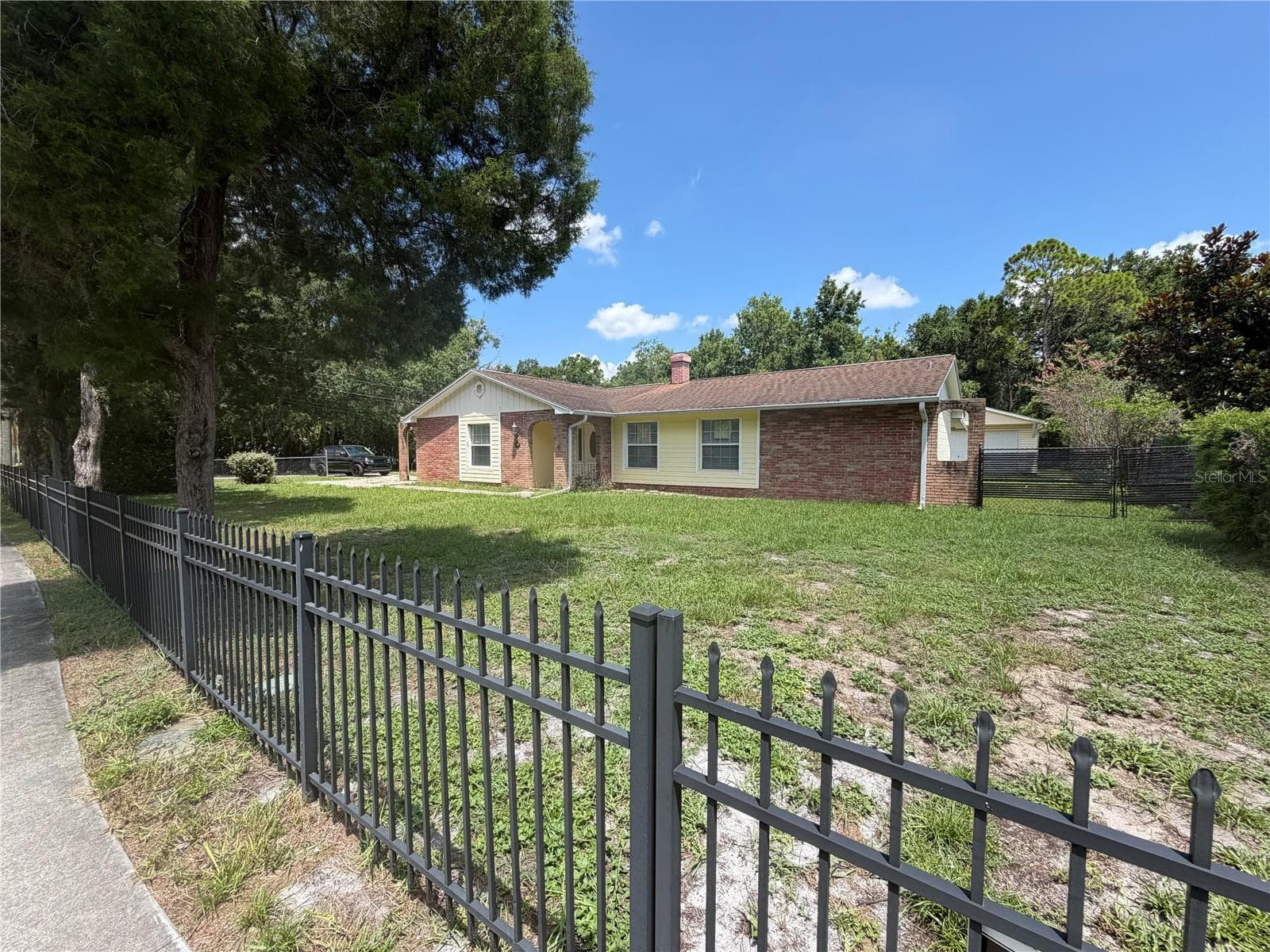 14309 LAKE PRICE DRIVE — photo 1 of 32