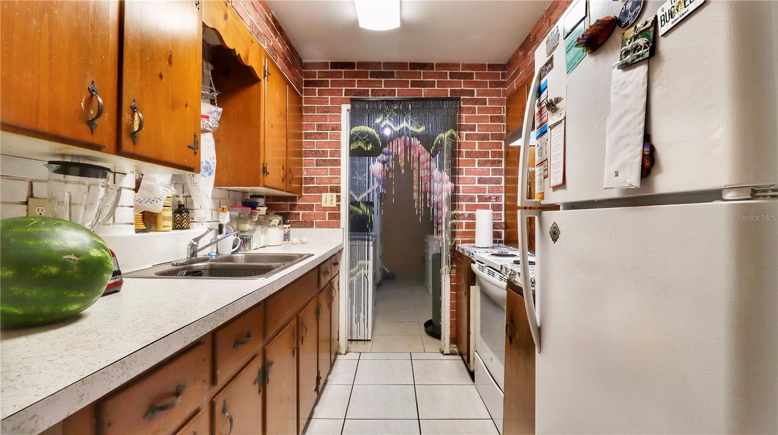 4420 ROBBINS AVENUE — photo 8 of 18