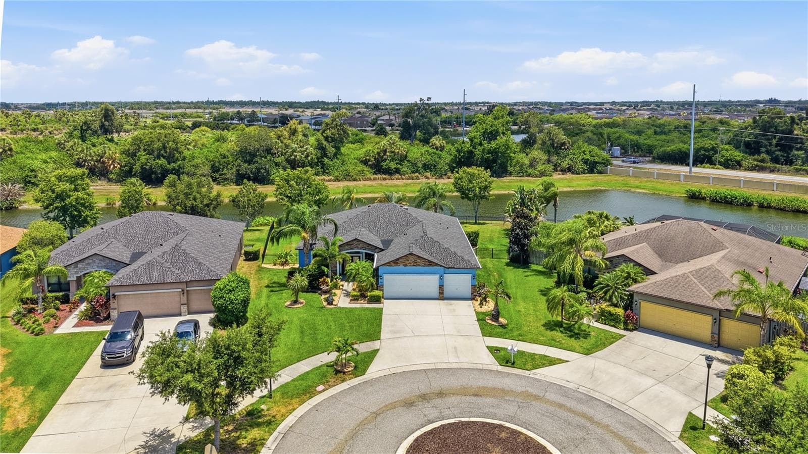 326 STAR SHELL DRIVE — photo 37 of 48