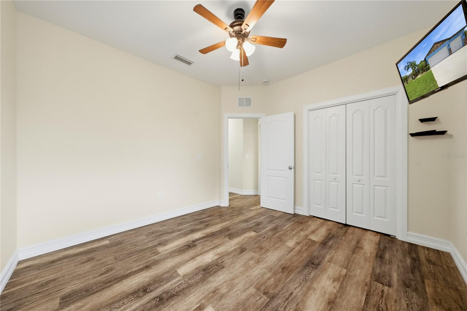 326 STAR SHELL DRIVE — photo 19 of 48