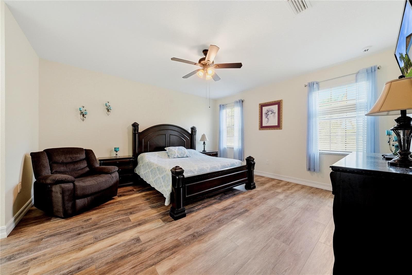 326 STAR SHELL DRIVE — photo 16 of 48