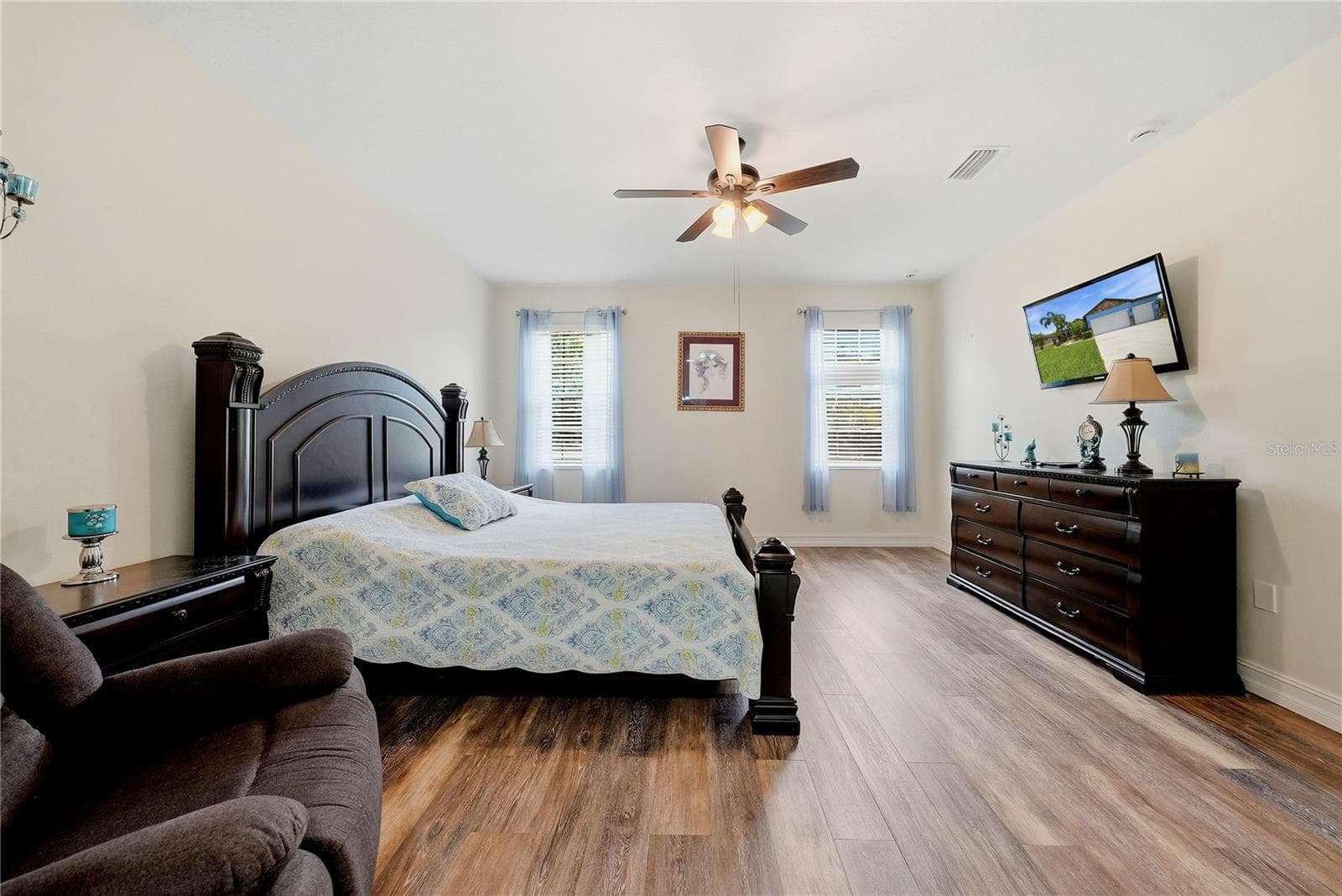 326 STAR SHELL DRIVE — photo 17 of 48