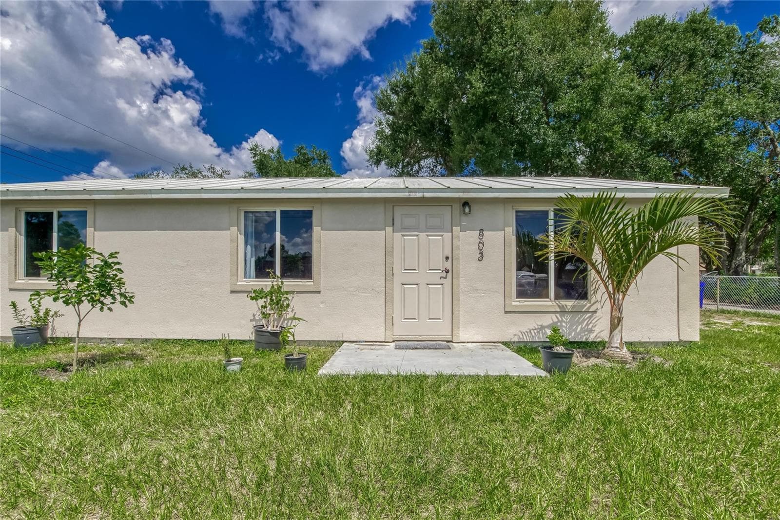 803 FLORENCE AVENUE — photo 1 of 50