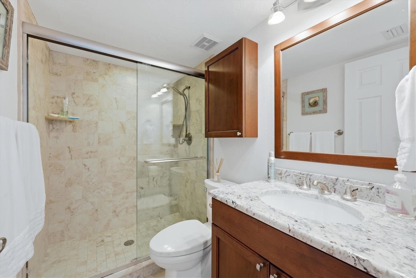 20 WHISPERING SANDS DRIVE — photo 31 of 72