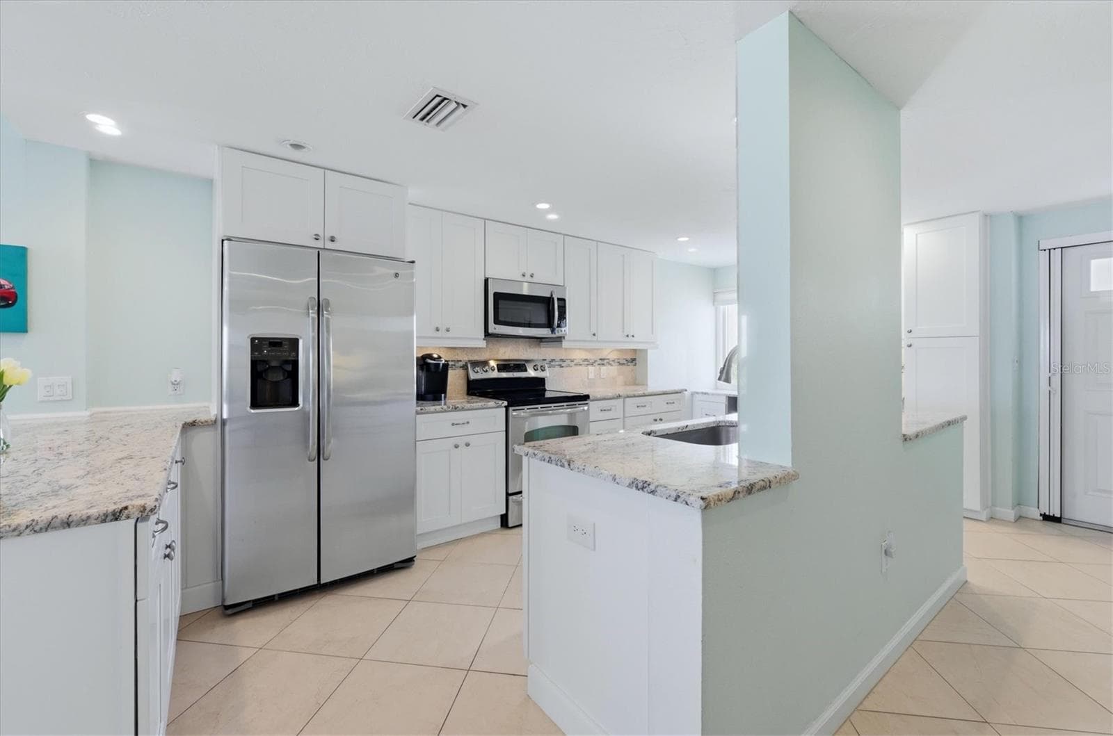 20 WHISPERING SANDS DRIVE — photo 19 of 72