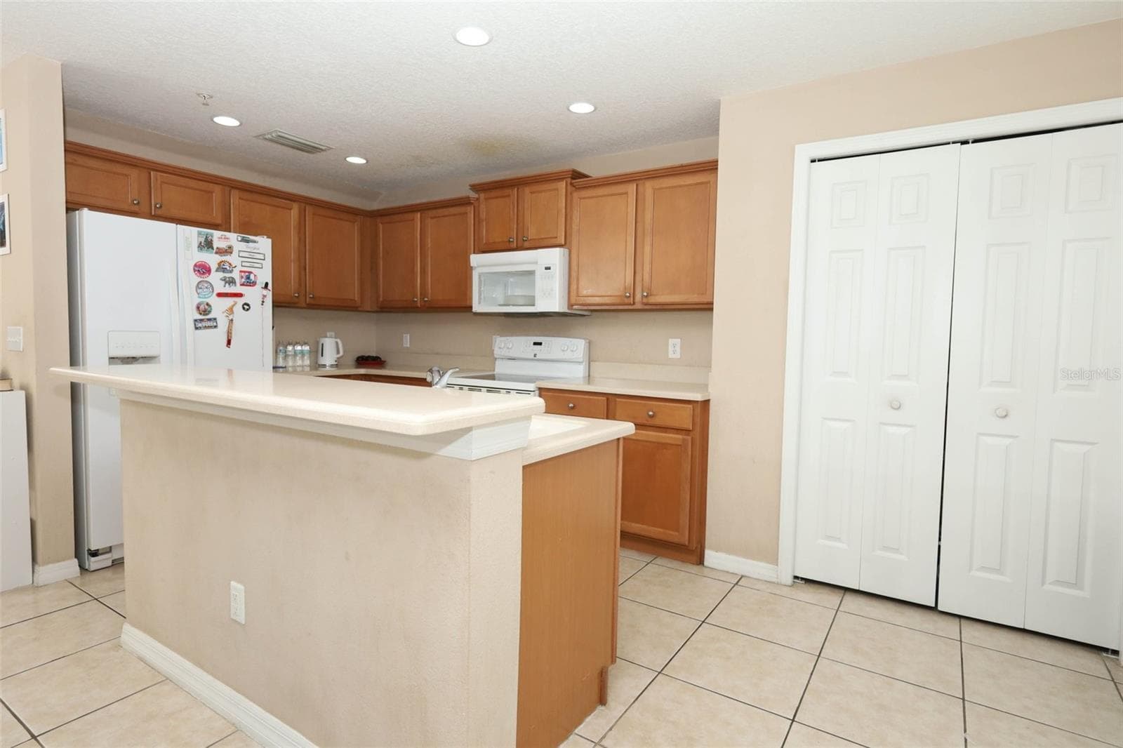 188 STERLING SPRINGS LANE — photo 14 of 45