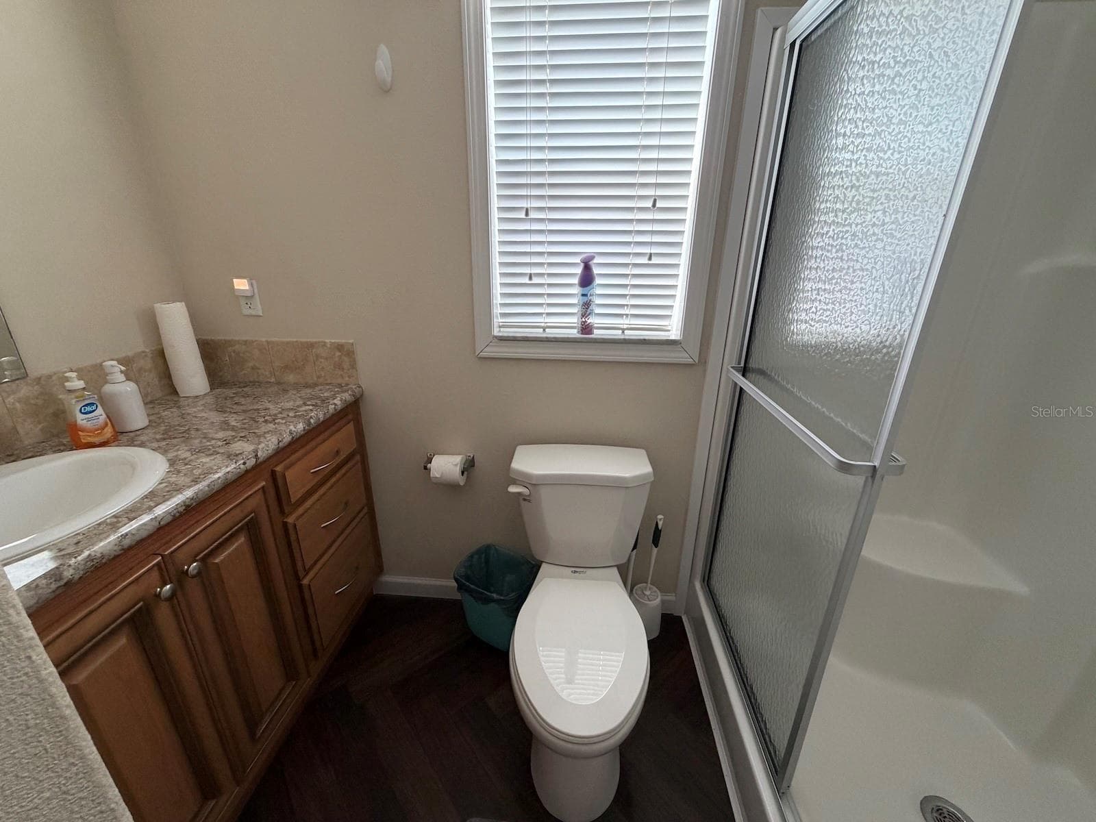 2414 LIMEWOOD AVENUE — photo 14 of 15