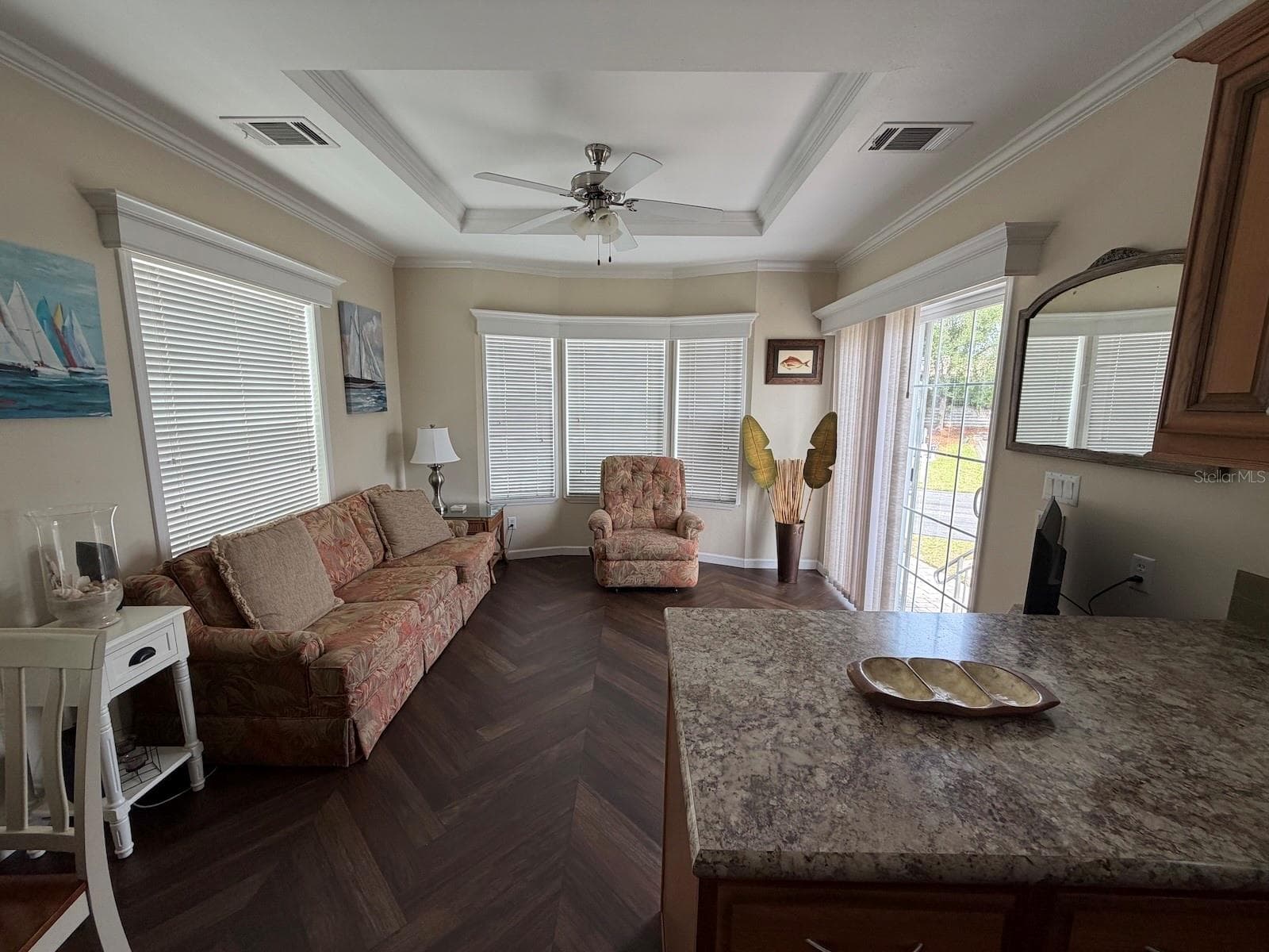 2414 LIMEWOOD AVENUE — photo 6 of 15