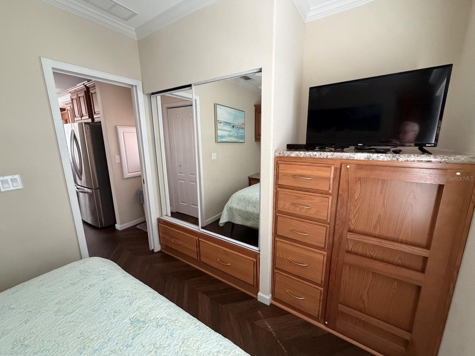 2414 LIMEWOOD AVENUE — photo 12 of 15