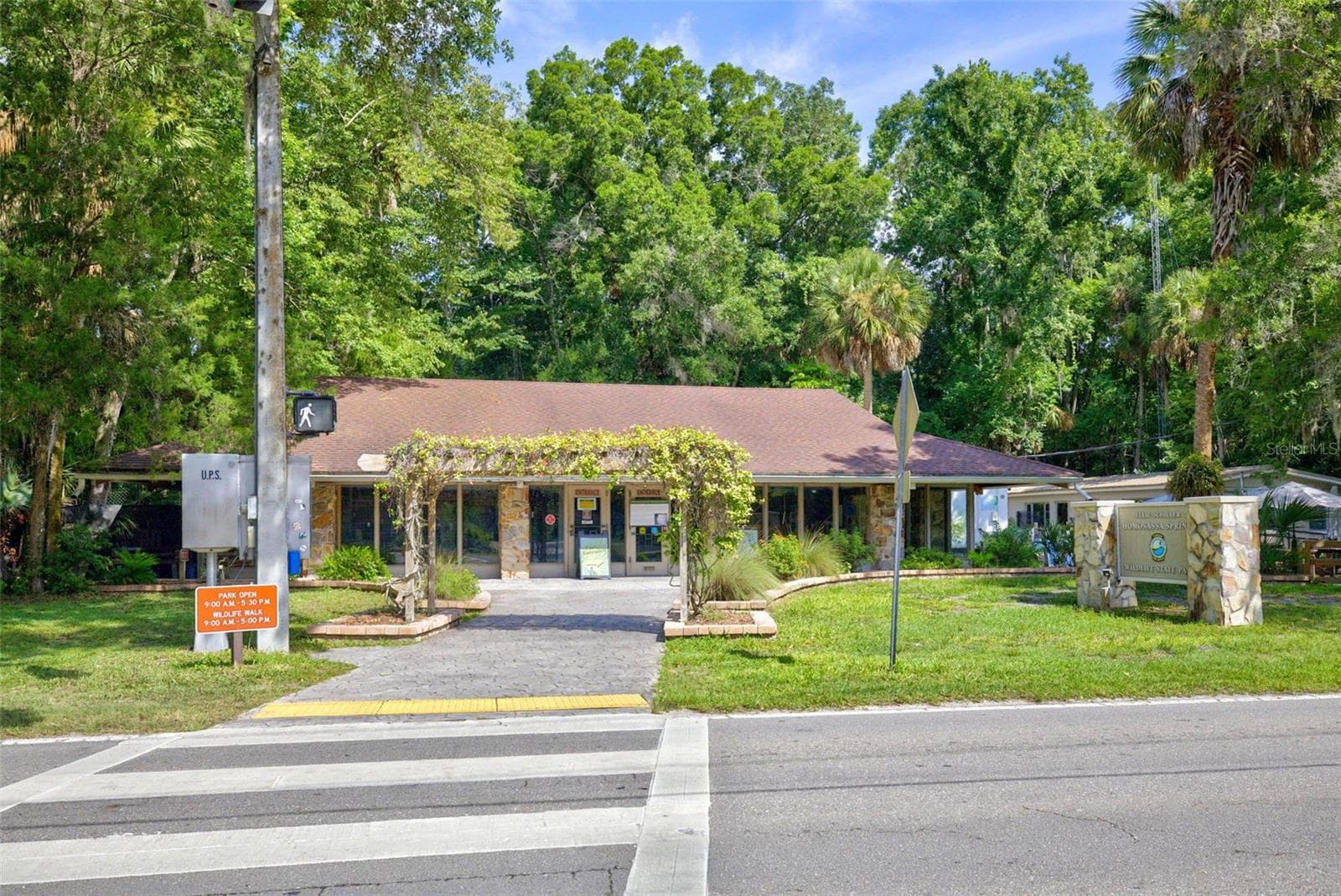 4586 FLAMBEAU LOOP — photo 76 of 80