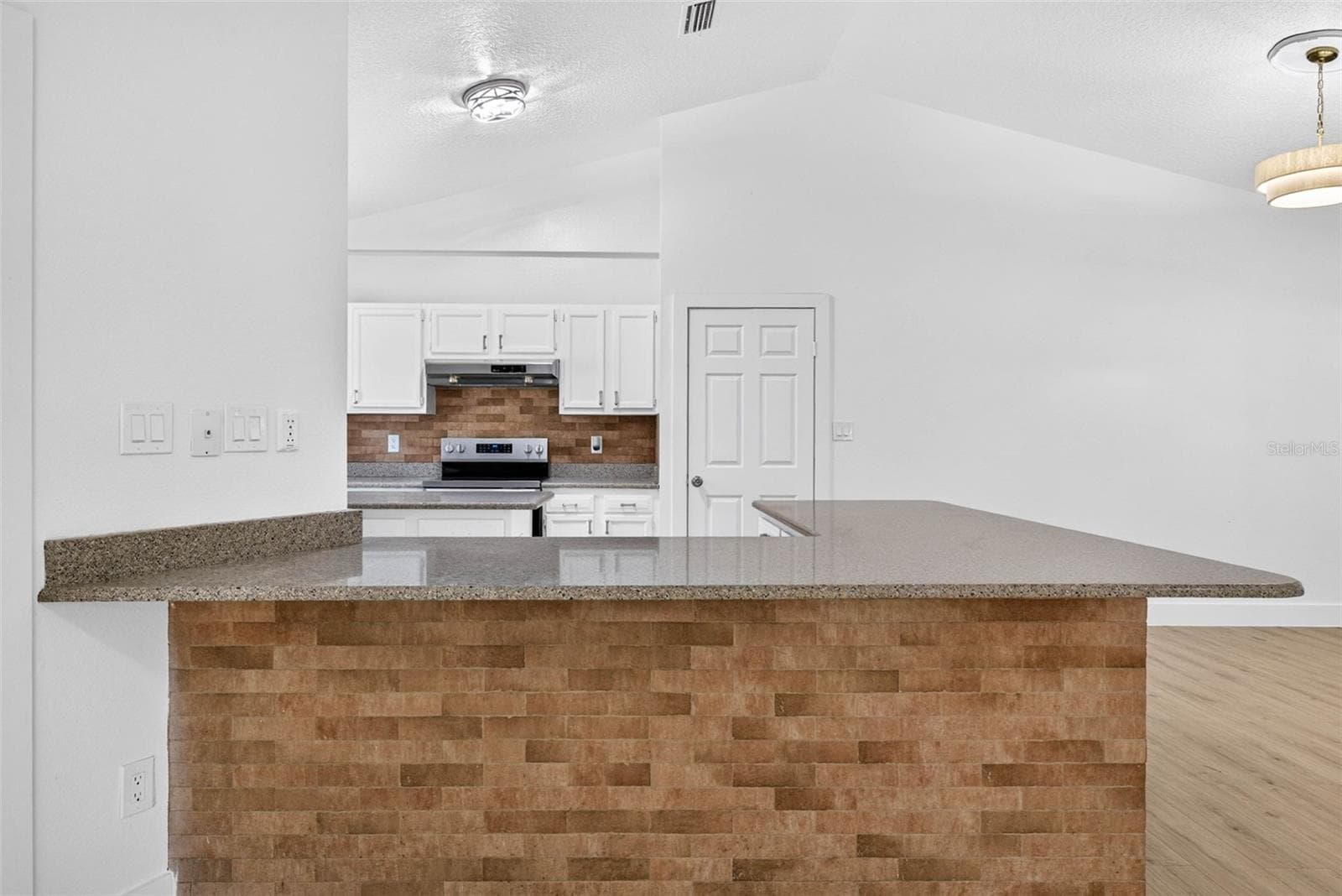 4586 FLAMBEAU LOOP — photo 19 of 80