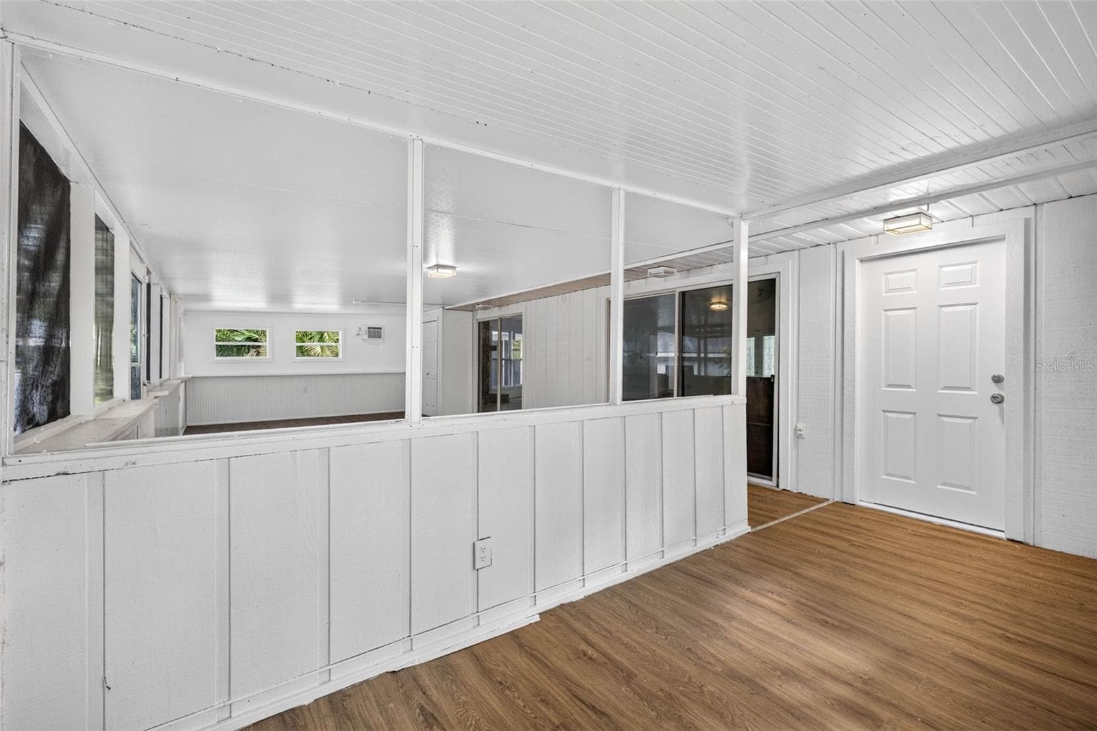 4586 FLAMBEAU LOOP — photo 31 of 80