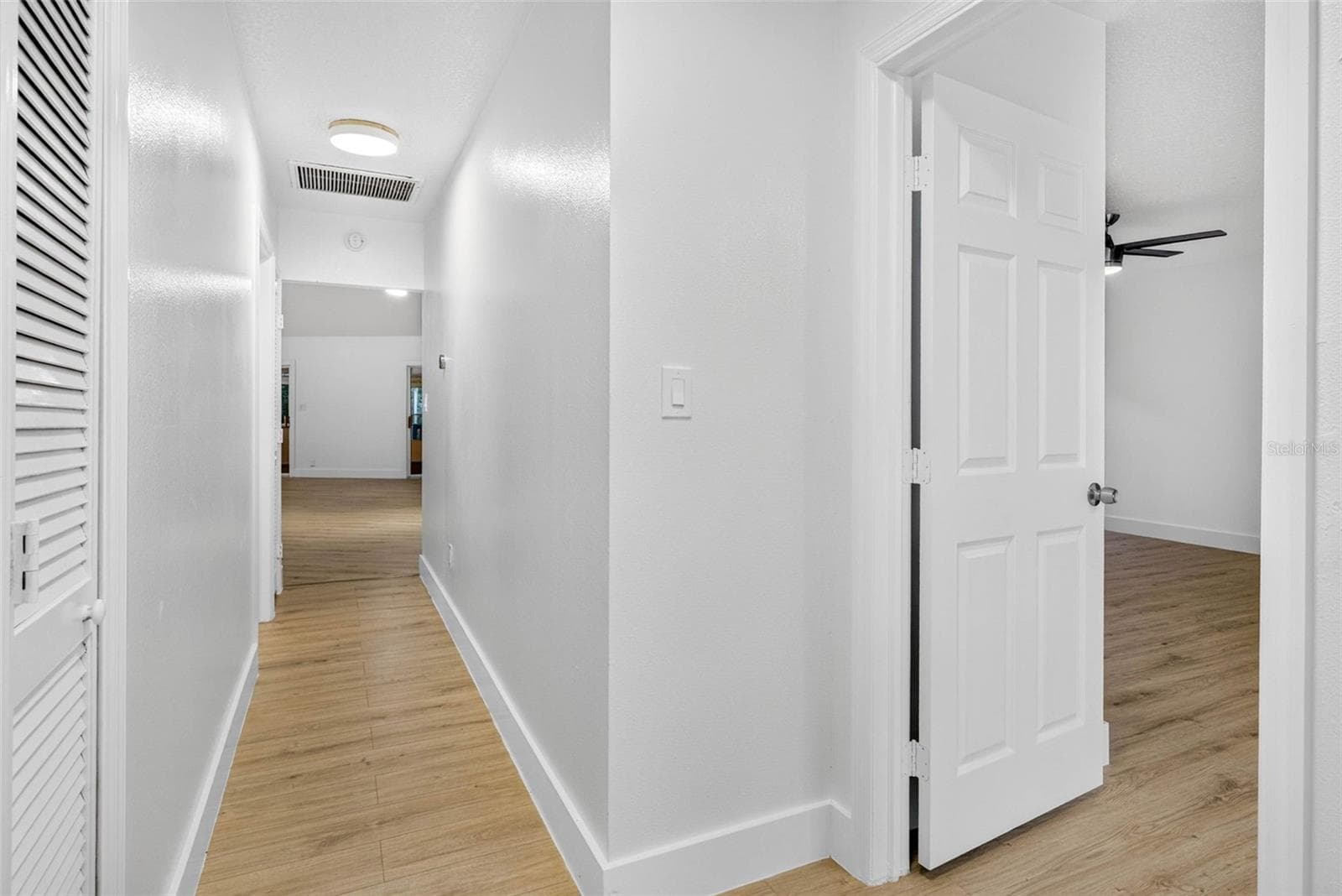 4586 FLAMBEAU LOOP — photo 32 of 80