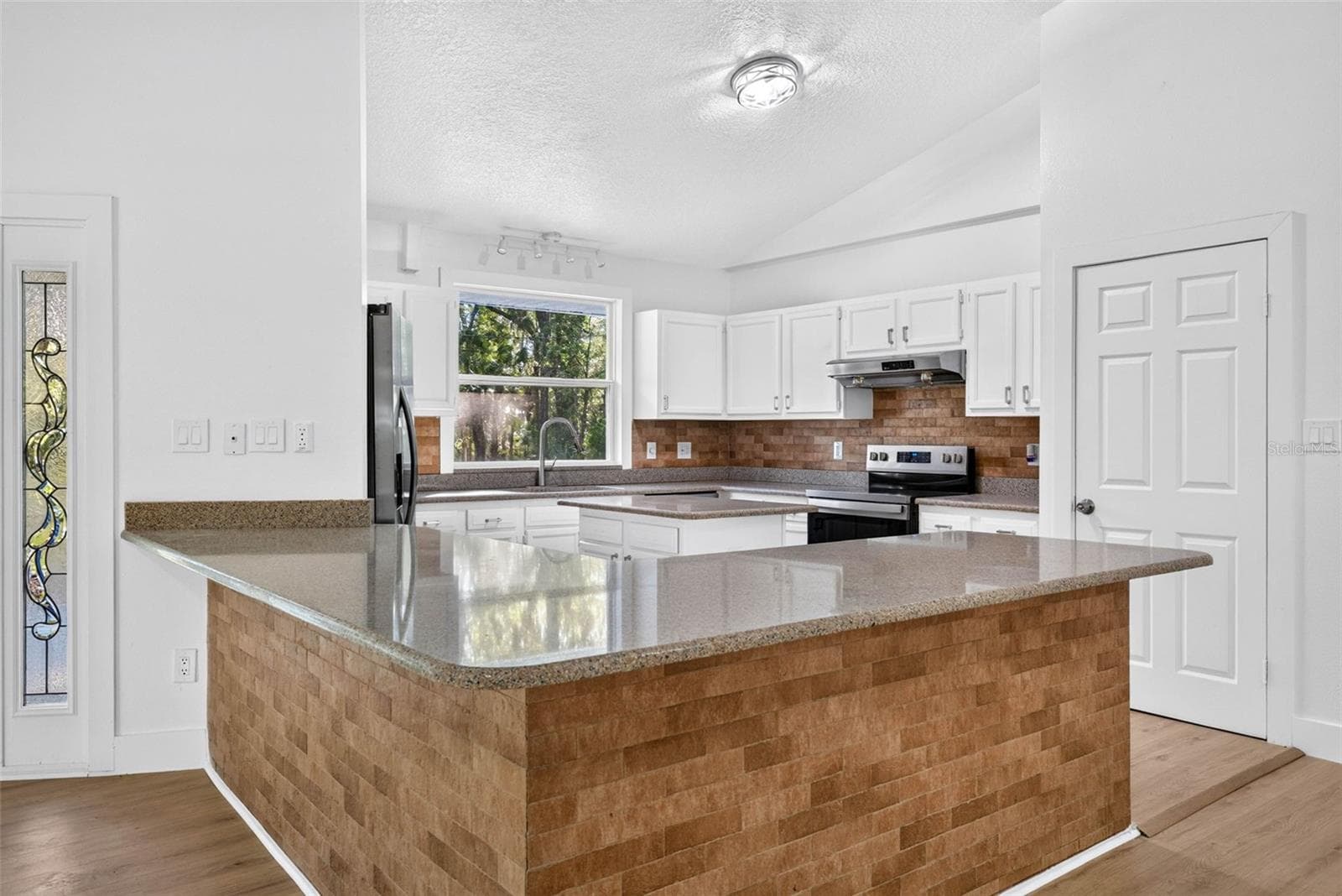 4586 FLAMBEAU LOOP — photo 20 of 80
