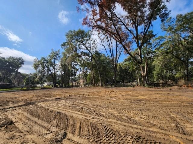 Lot 16 131 PLACE — photo 3 of 8