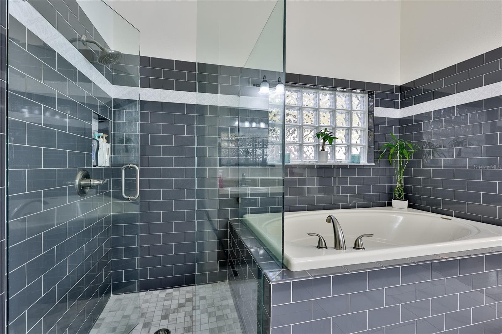 7613 NOTTINGHILL SKY DRIVE — photo 41 of 75