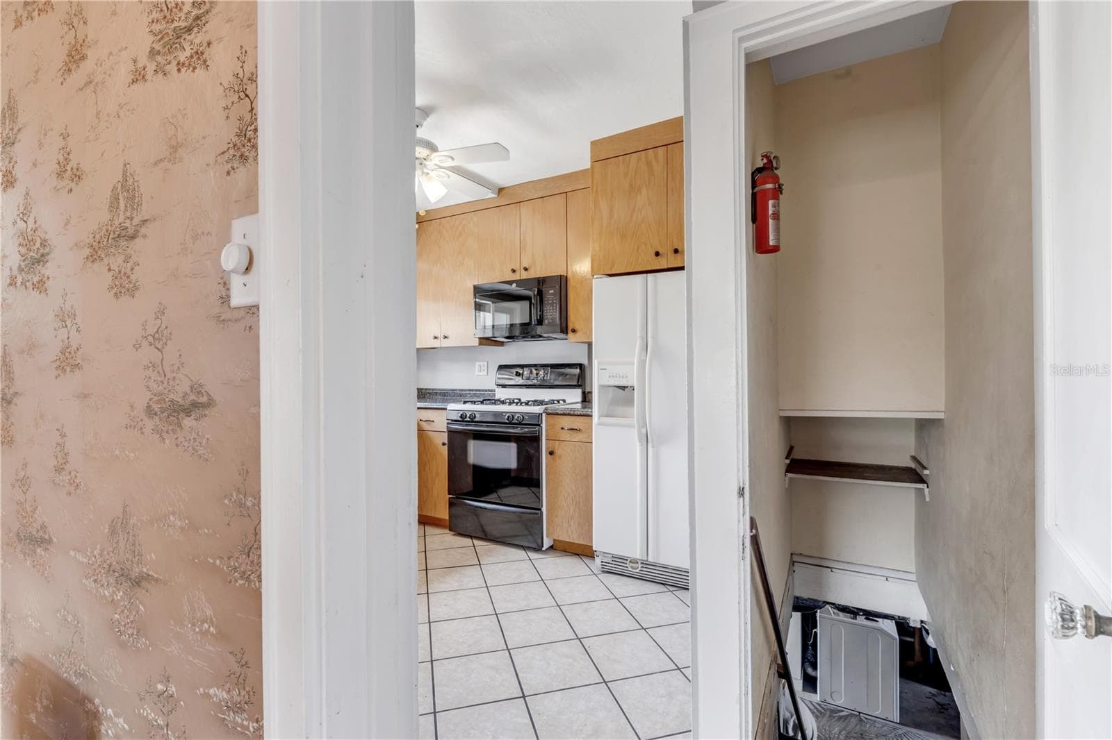 516 WISTERIA ROAD — photo 19 of 30