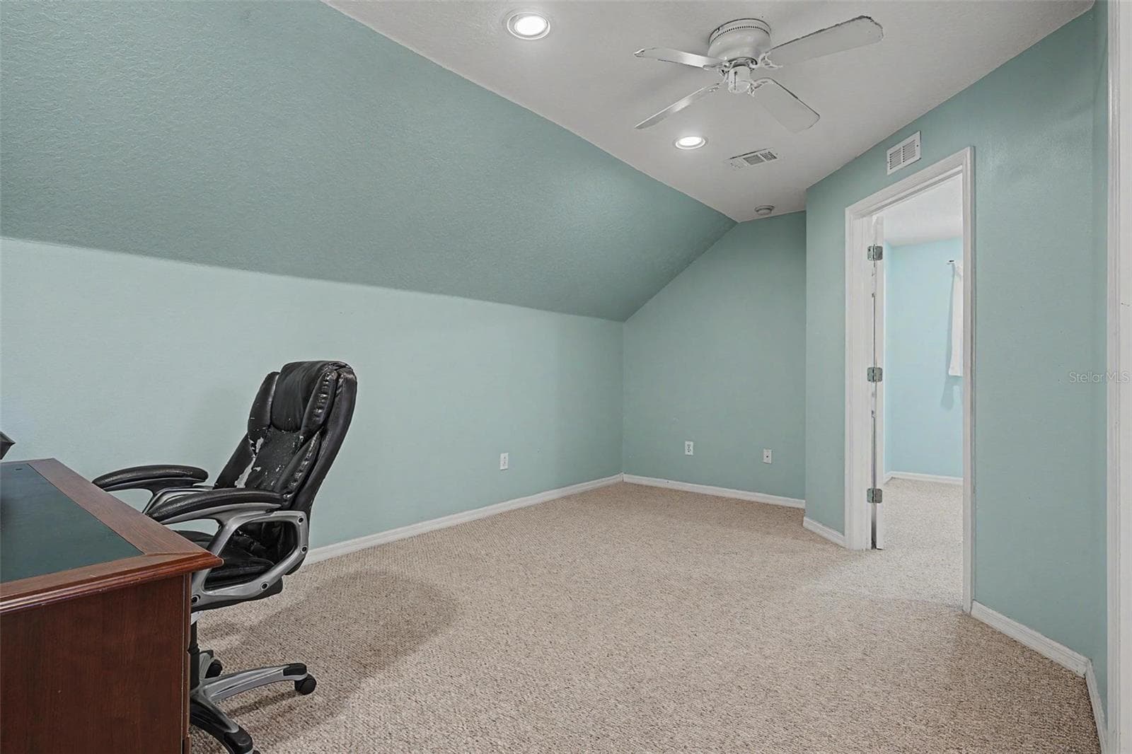 24520 SUMMER WIND COURT — photo 27 of 46