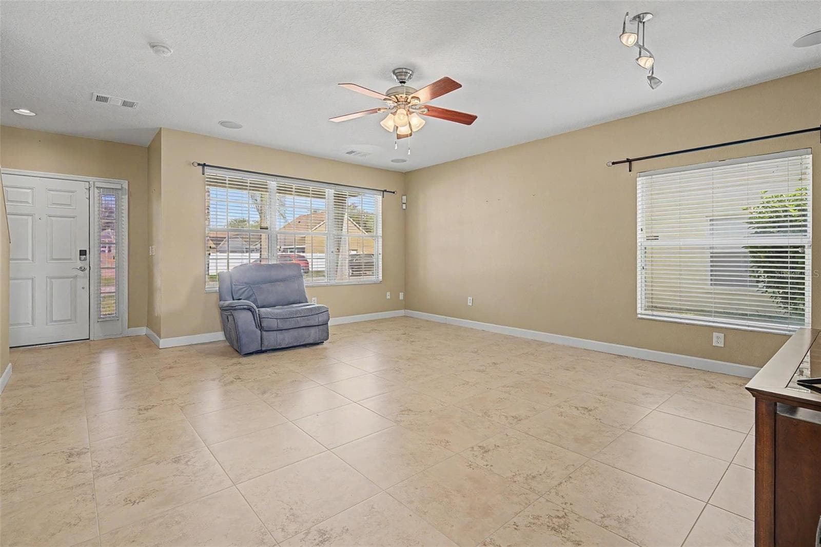 24520 SUMMER WIND COURT — photo 7 of 46