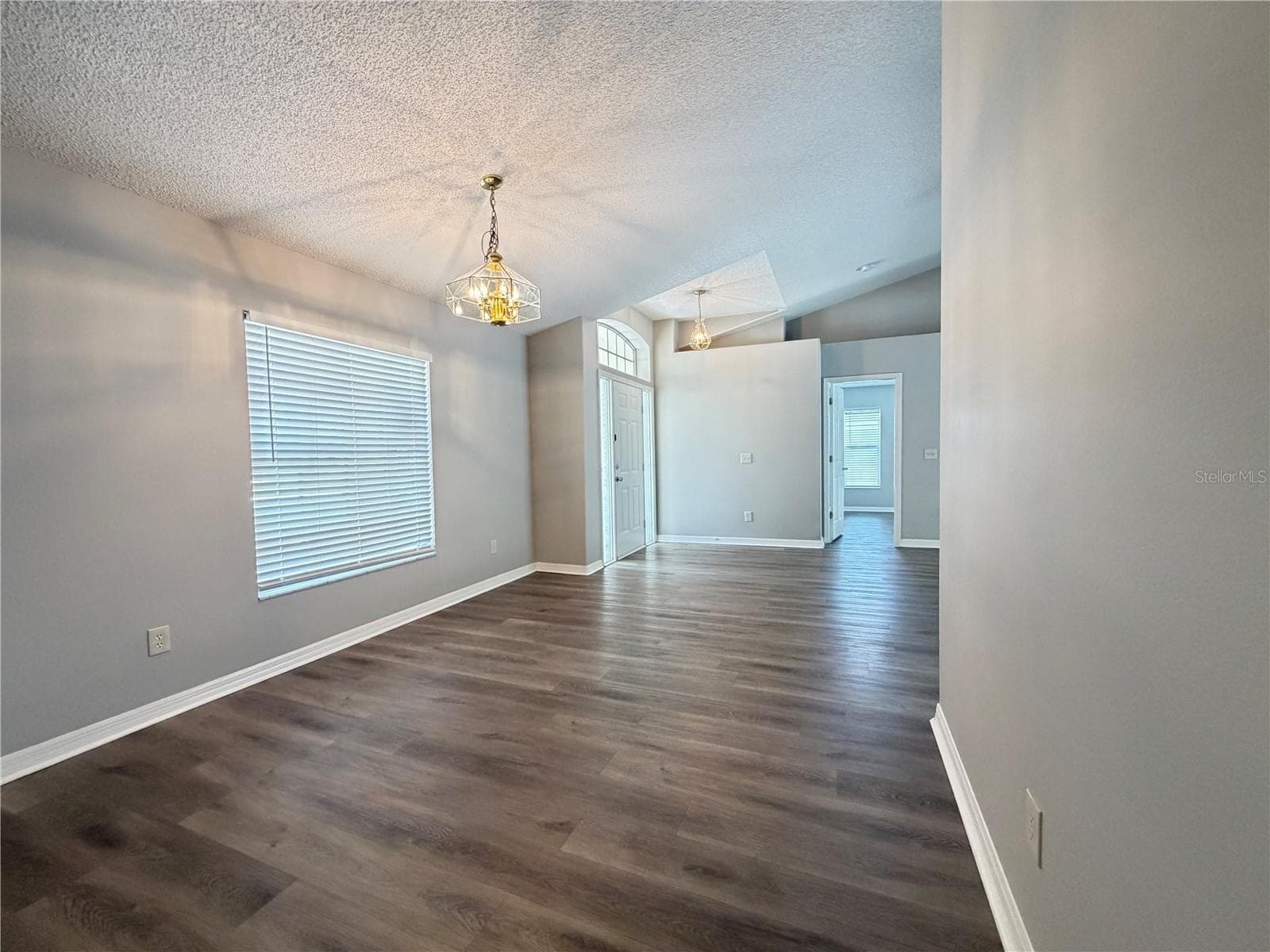878 HIGH POINTE CIRCLE — photo 14 of 24