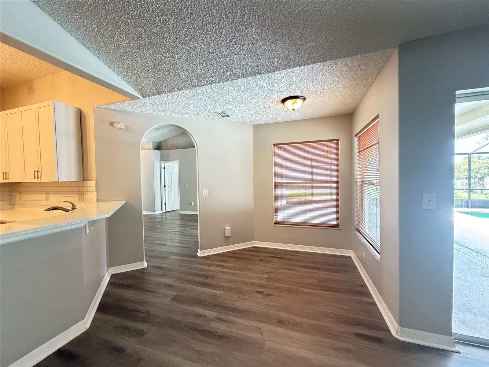 878 HIGH POINTE CIRCLE — photo 12 of 24