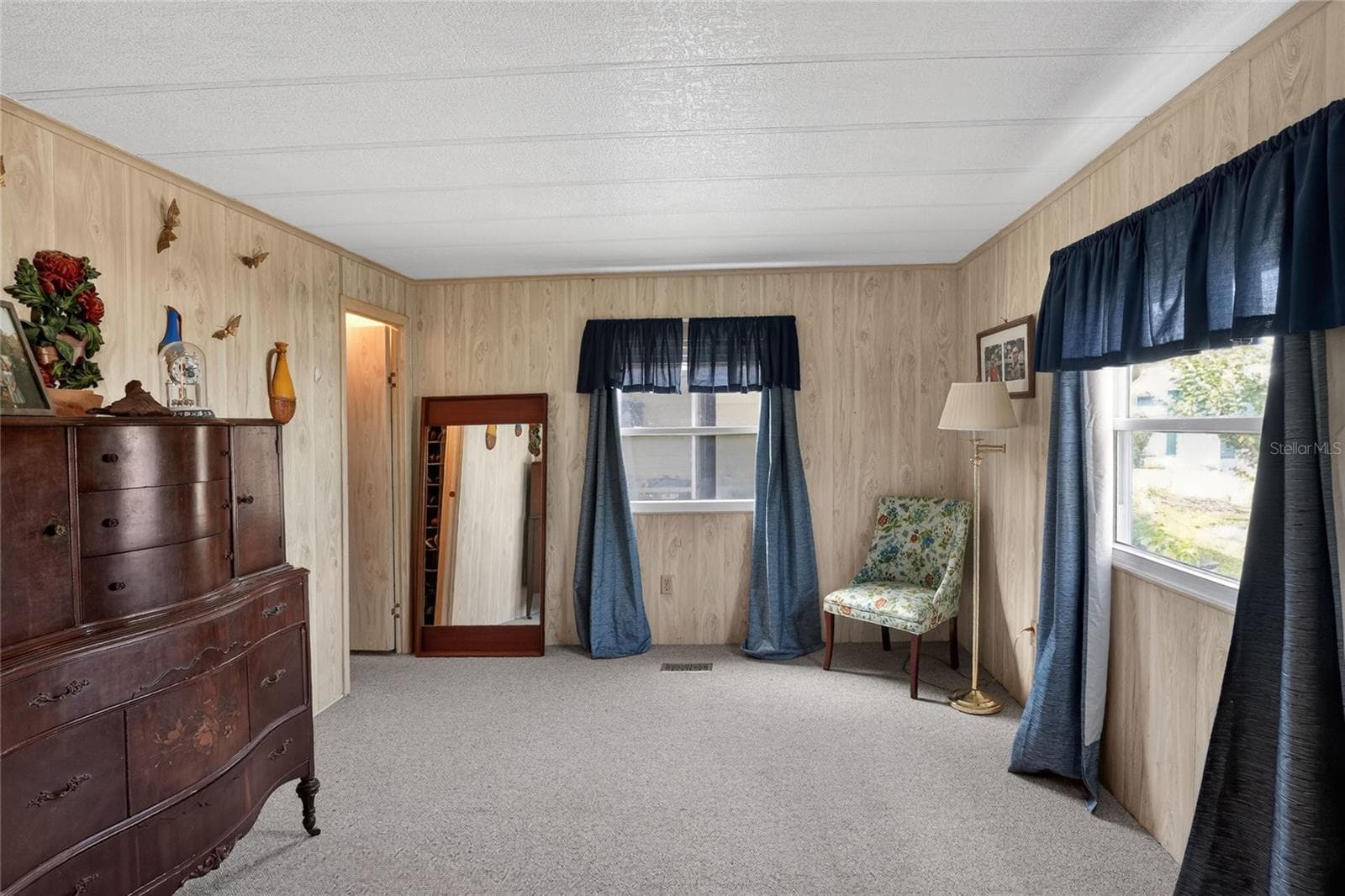 2055 FLORAL AVENUE — photo 18 of 45