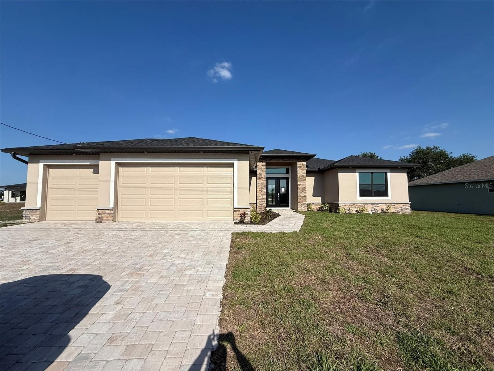 3025 41 PLACE