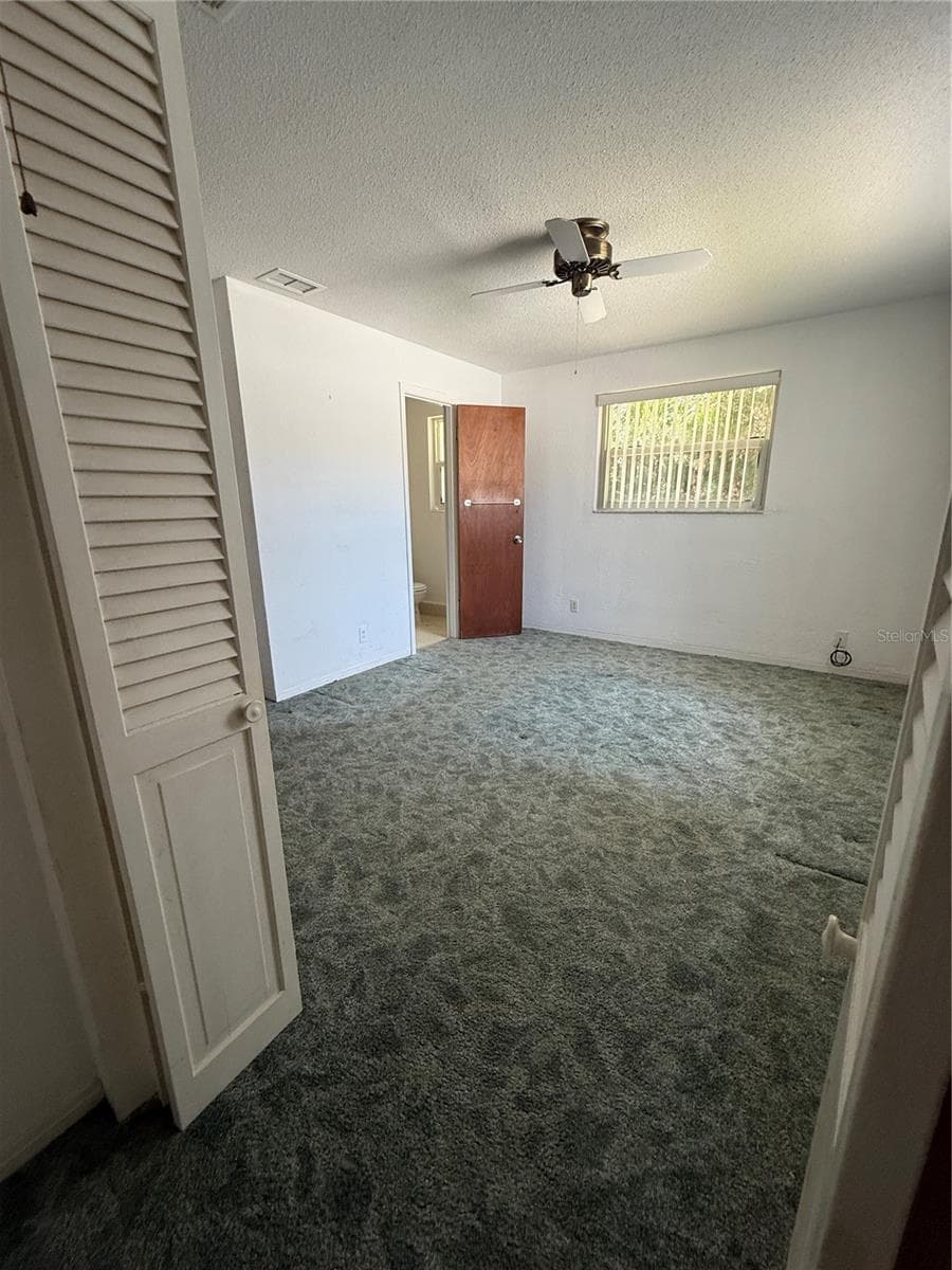 27 KATHY DRIVE — photo 14 of 35