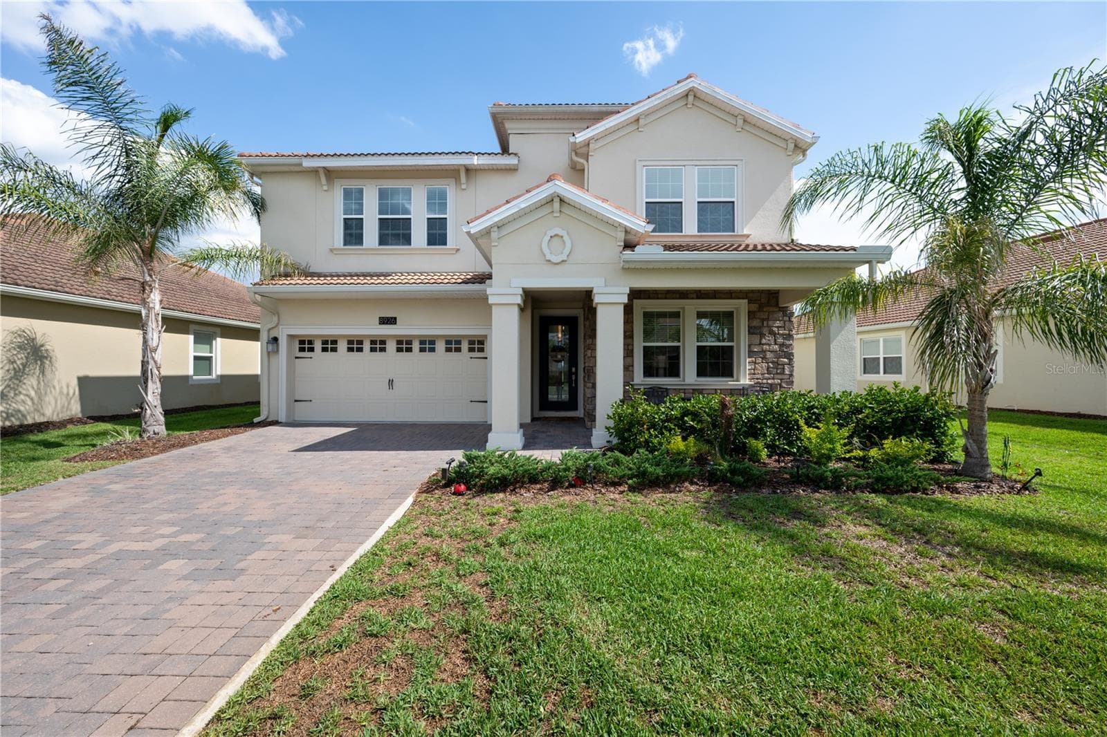 8926 FALLEN OAK DRIVE — photo 1 of 38