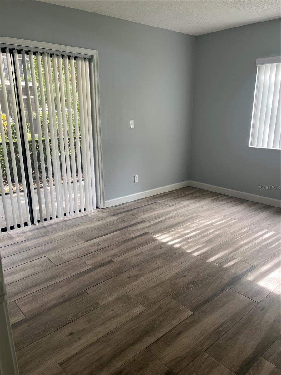 3300 FOX CHASE CIRCLE — photo 8 of 26