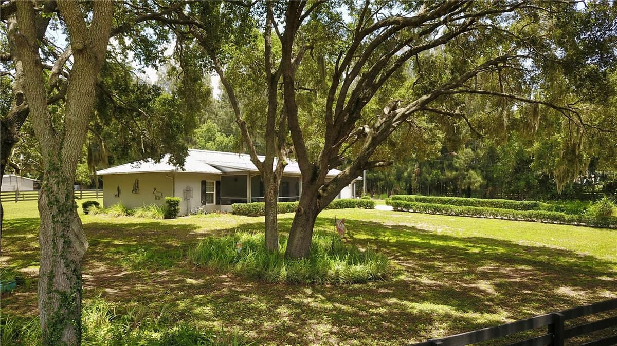 16945 PHIL C PETERS ROAD — photo 48 of 54