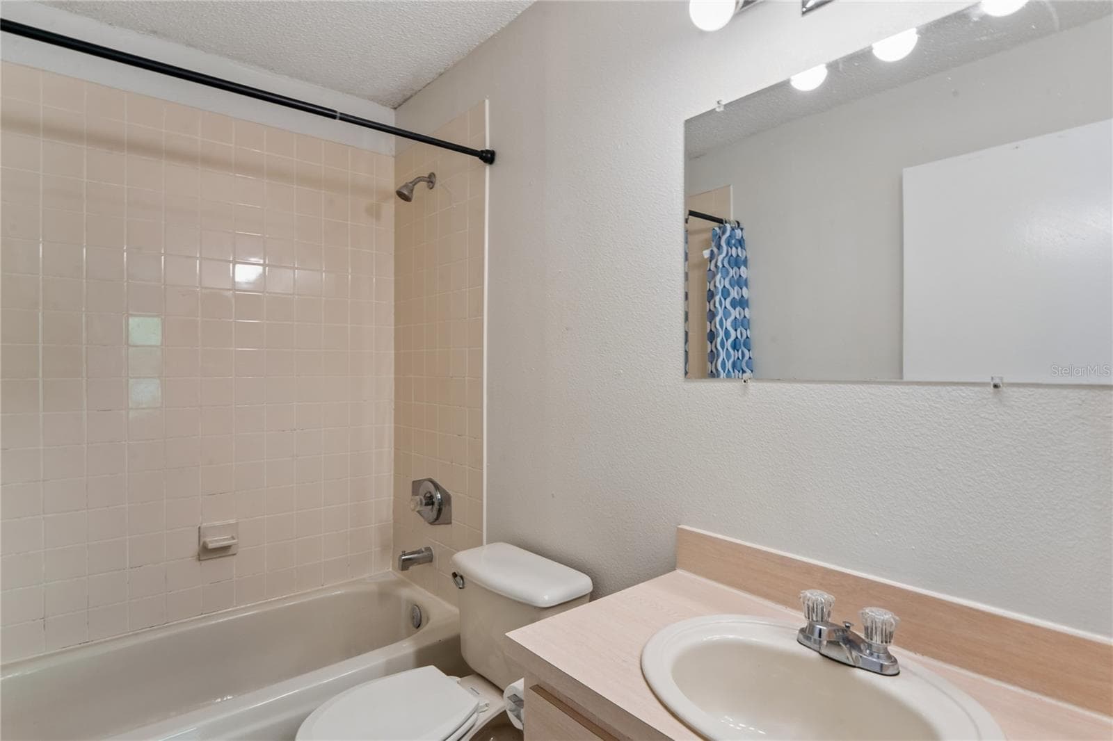 4362 AZORA ROAD — photo 30 of 48