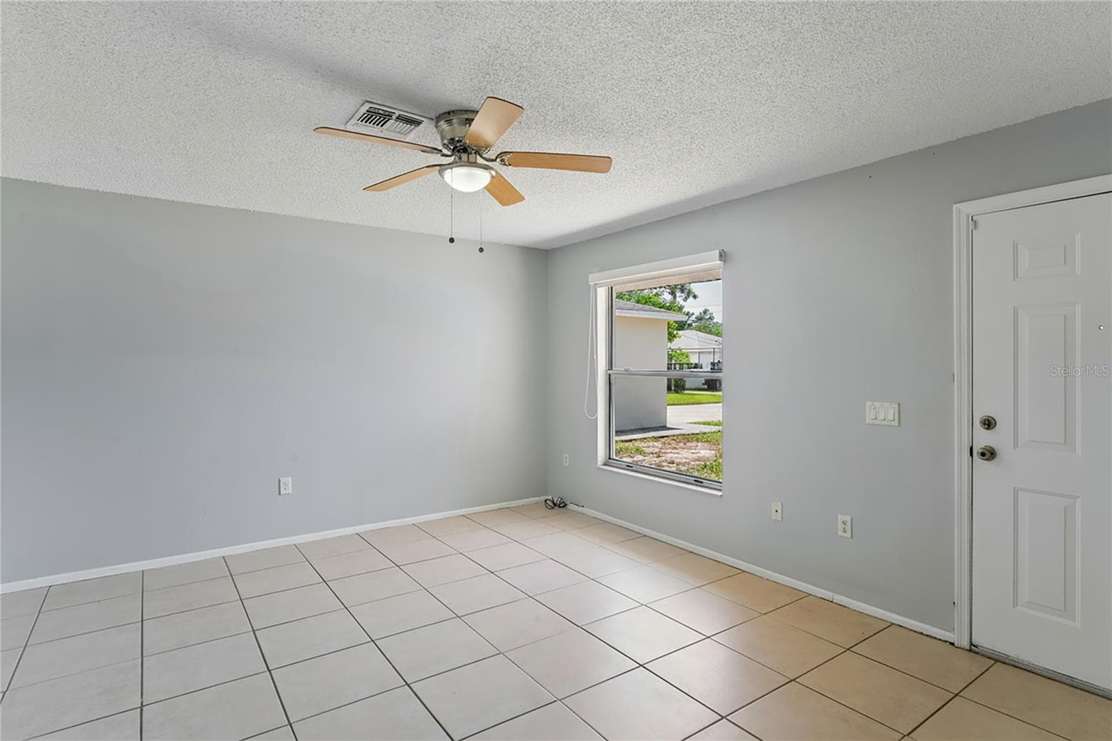 4362 AZORA ROAD — photo 17 of 48