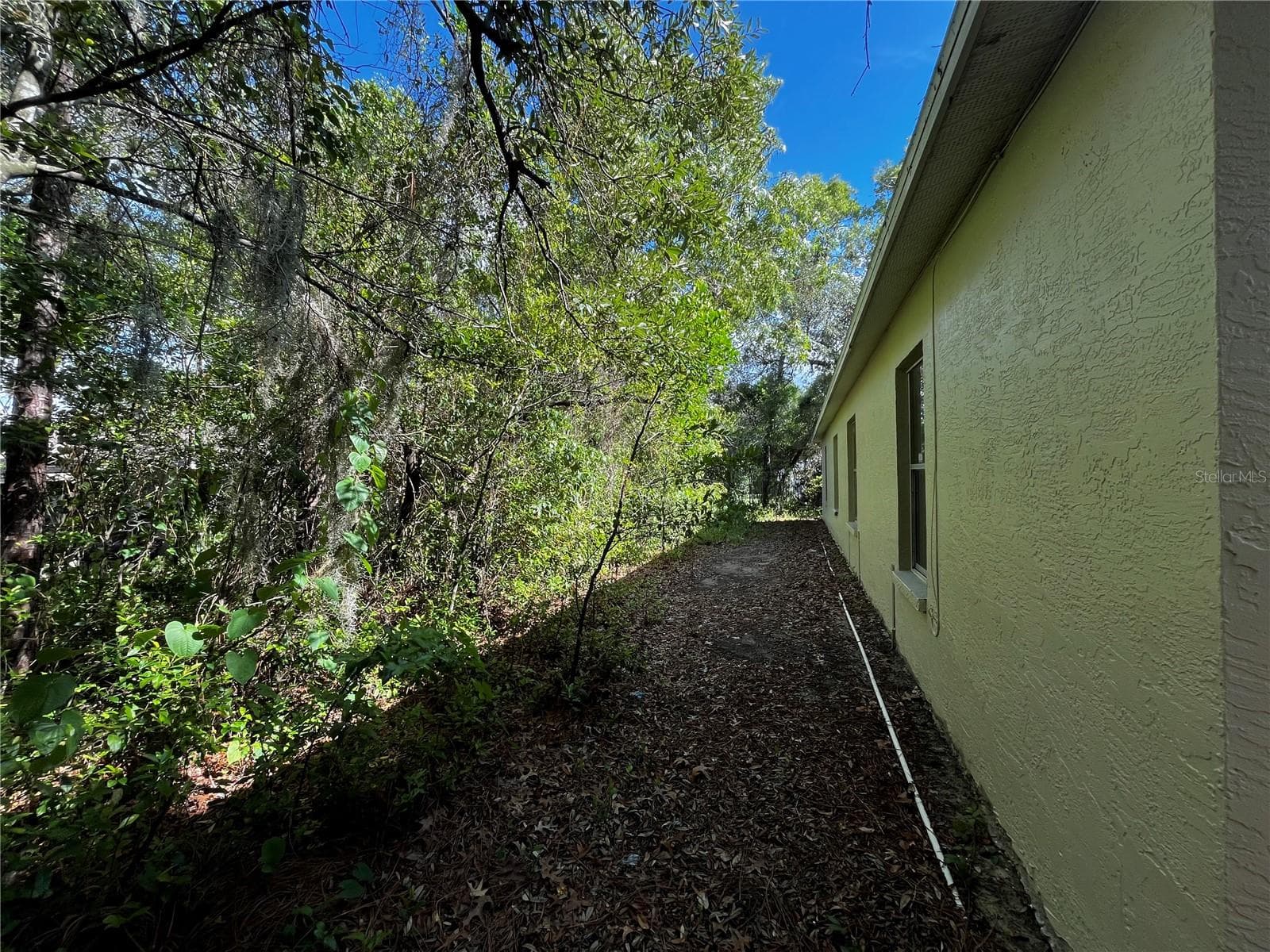 4362 AZORA ROAD — photo 39 of 48