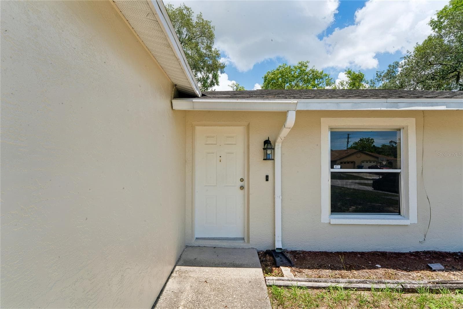 4362 AZORA ROAD — photo 4 of 48