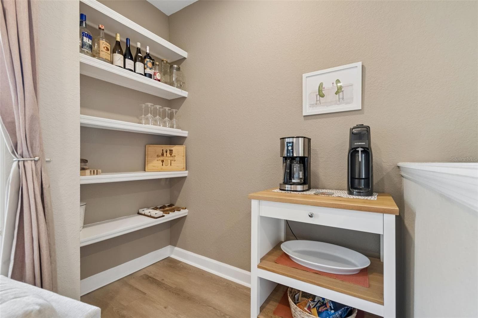 708 SEABOARD PLACE — photo 19 of 81