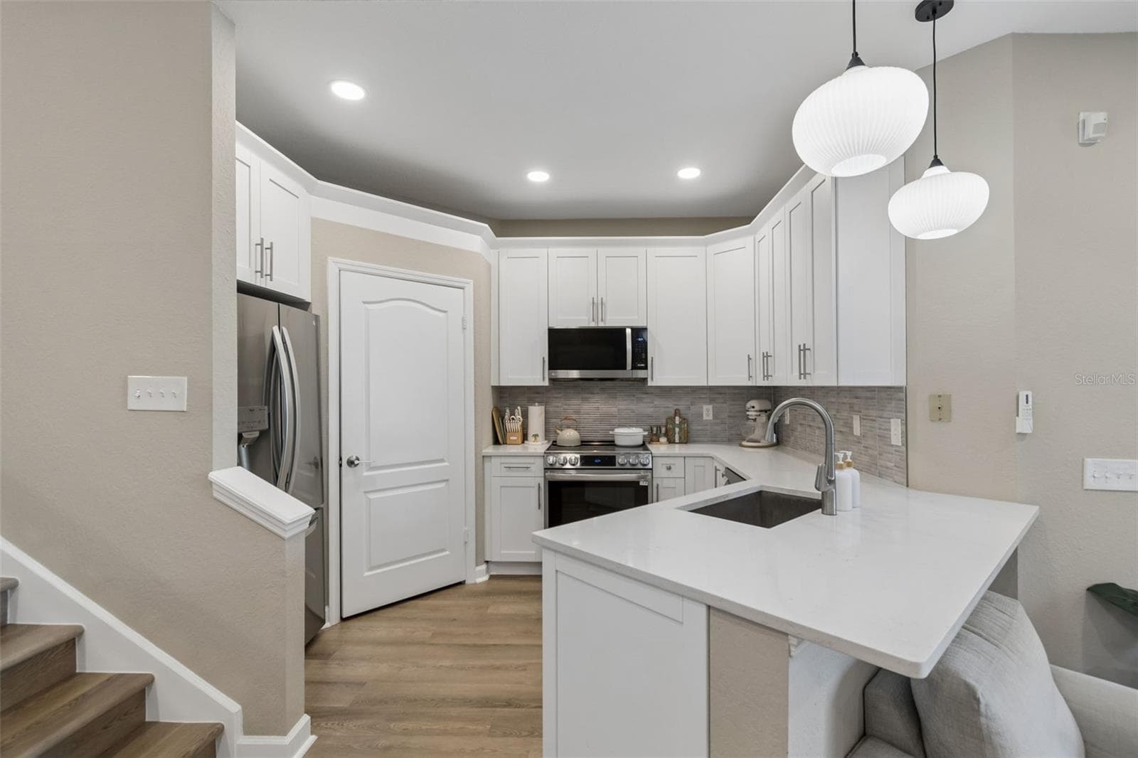 708 SEABOARD PLACE — photo 7 of 81