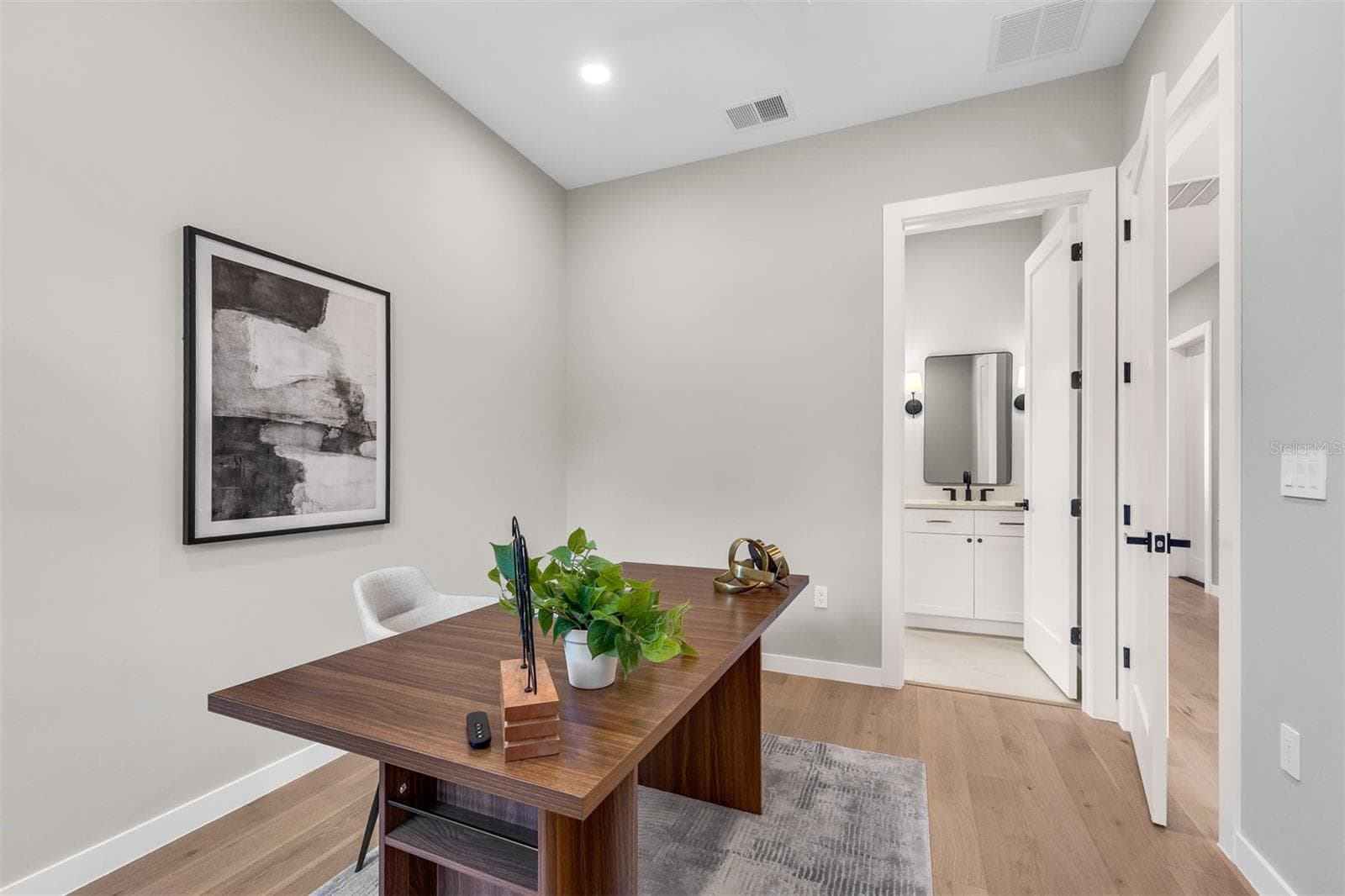 9 STEELE STREET — photo 4 of 88