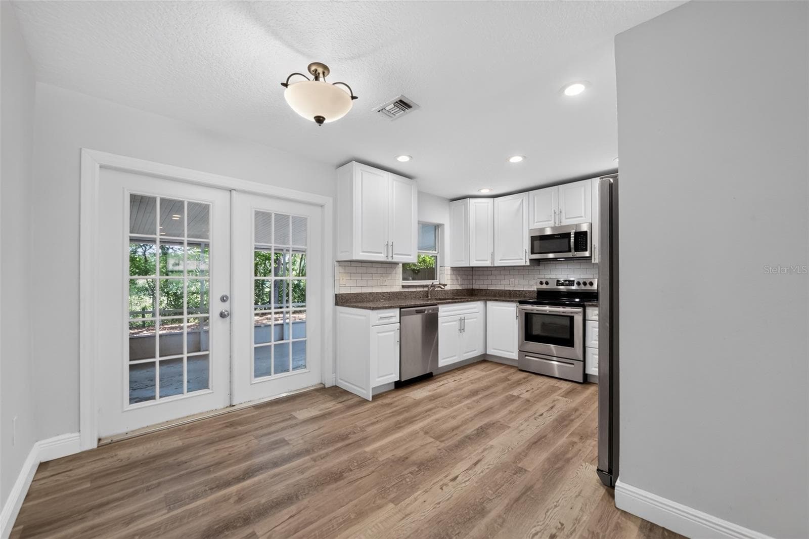5825 LULLABY LANE — photo 6 of 31