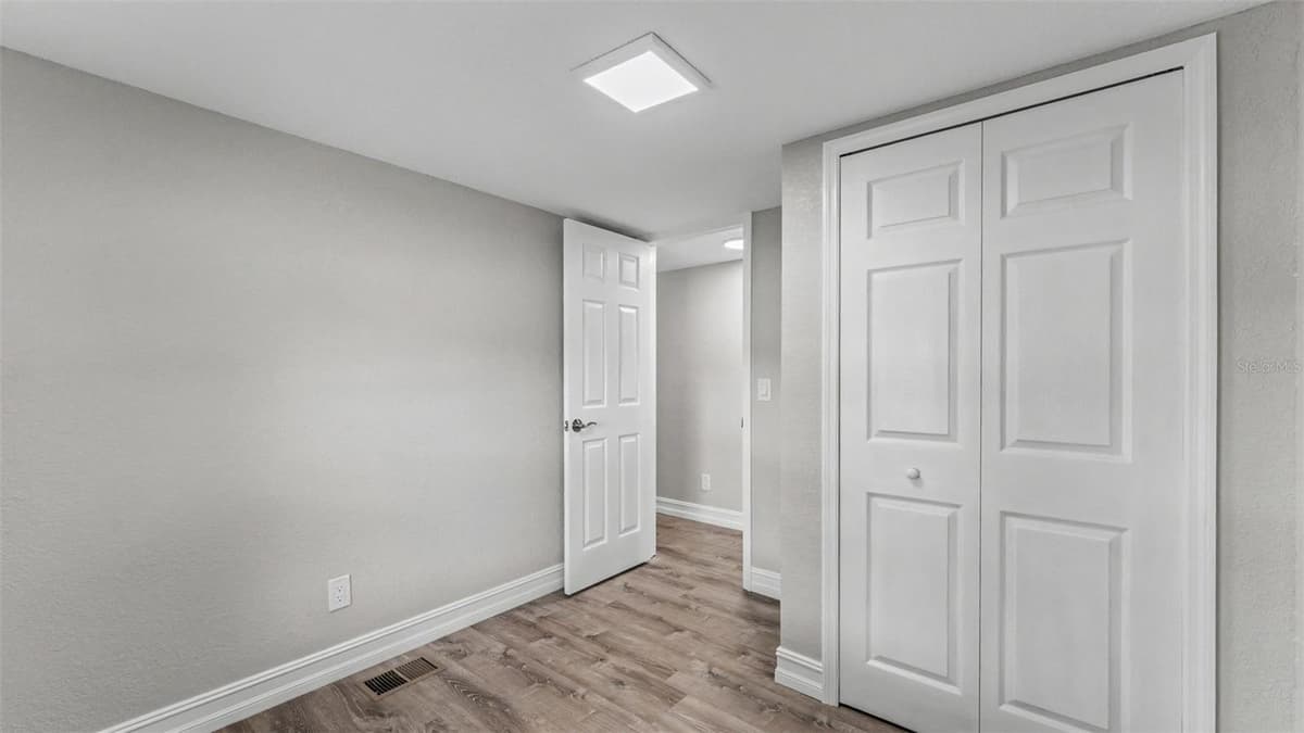 21 RIDGE ROAD — photo 14 of 34