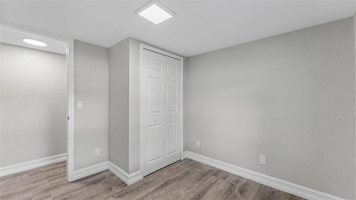 21 RIDGE ROAD — photo 15 of 34
